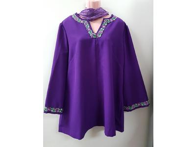 1960's short purple dress with embroidery