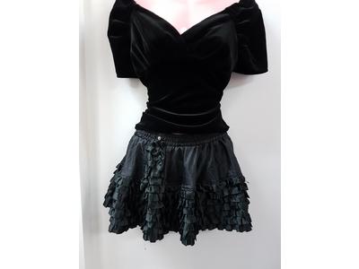 1980's black frilled short skirt