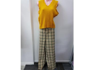 1930's to 1950's beige check pants 44in
